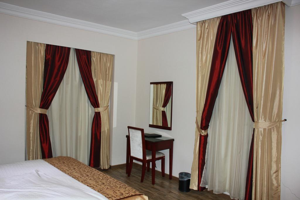 Nuzol Tala Hotel Khafji Екстериор снимка