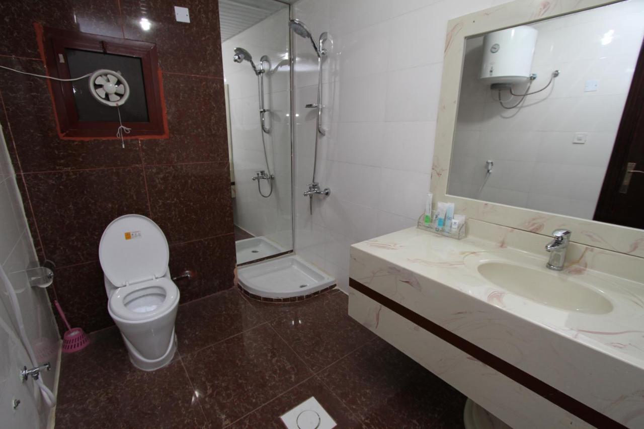 Nuzol Tala Hotel Khafji Екстериор снимка
