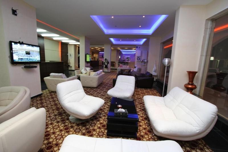 Nuzol Tala Hotel Khafji Екстериор снимка
