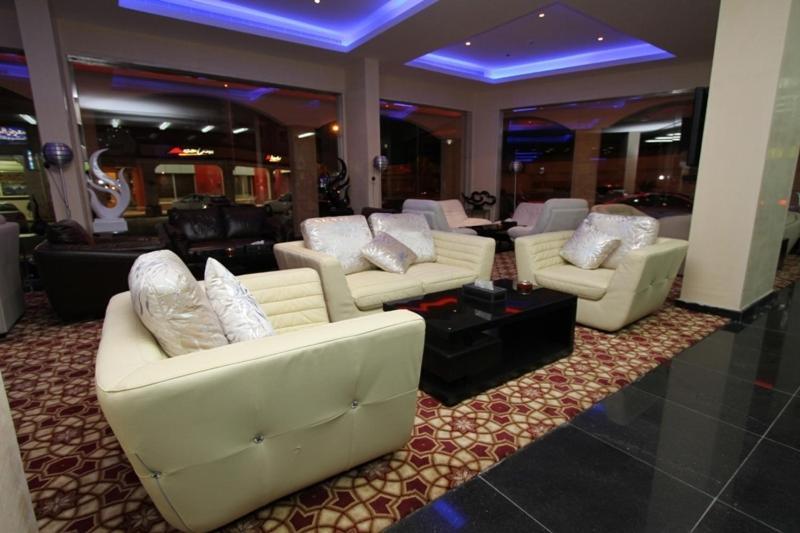 Nuzol Tala Hotel Khafji Екстериор снимка